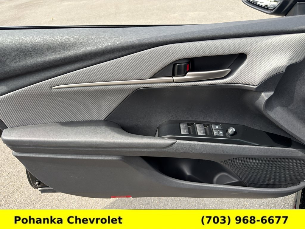 Used 2026 Toyota Camry SE w/ Convenience Package FWD image 22