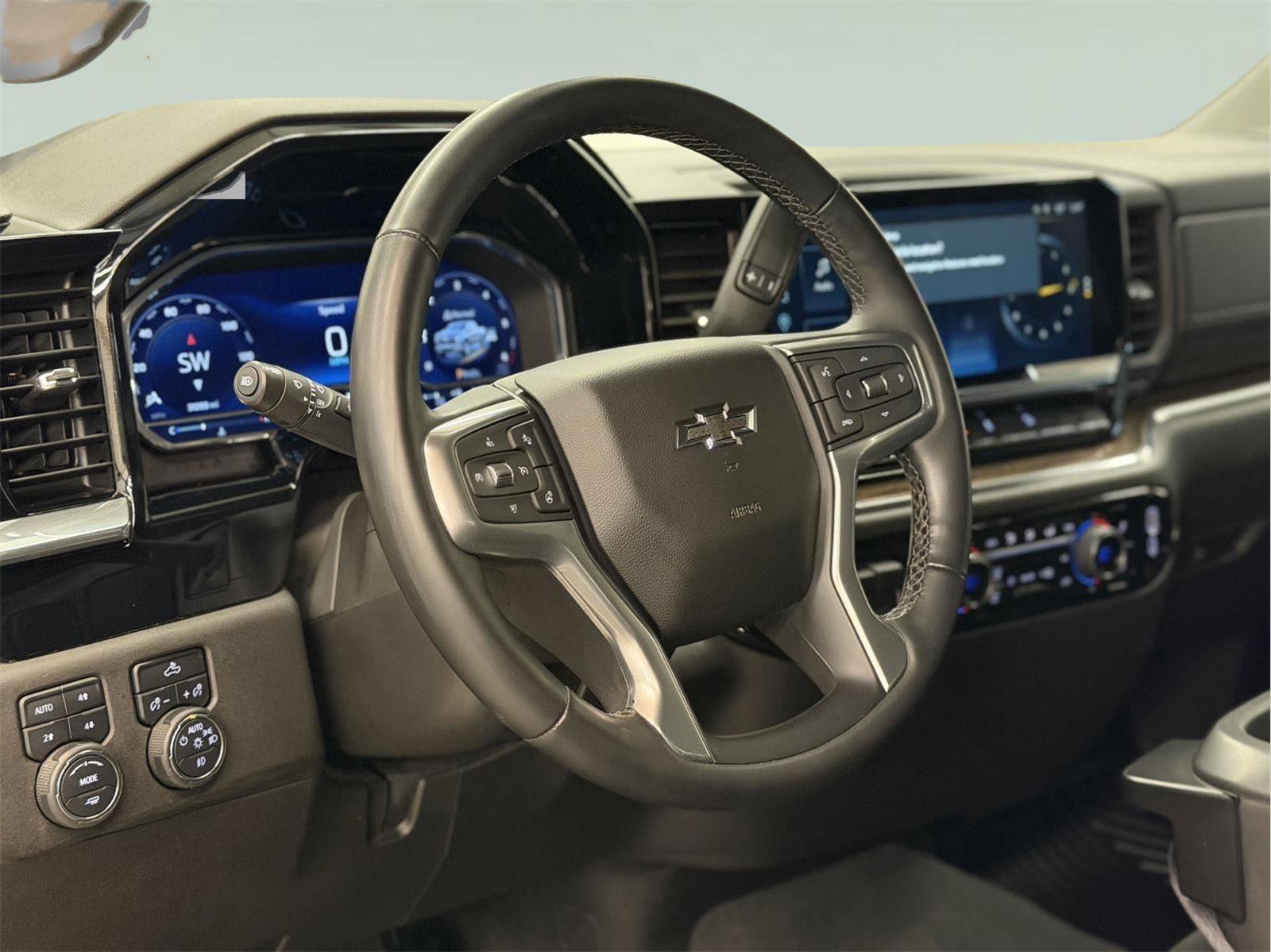 Certified 2023 Chevrolet Silverado 1500 RST w/ Z71 Off-Road Package AWD/4WD image 21