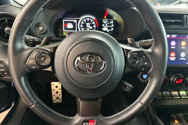 Used 2022 Toyota GR86 Premium w/ ALL Weather Mat Package (TMS) image 26