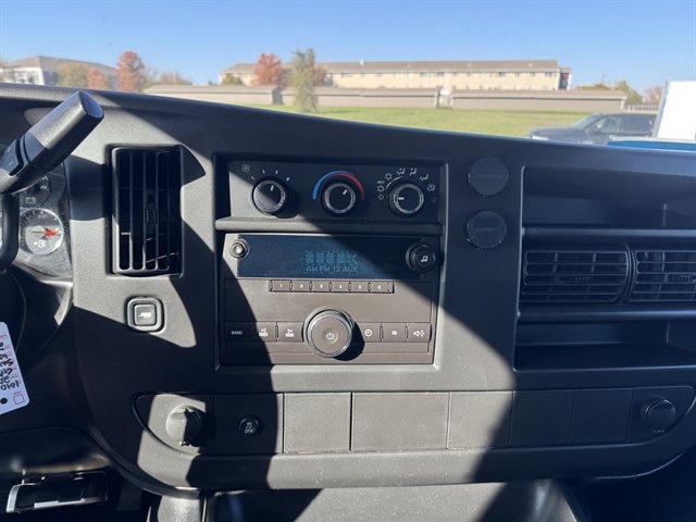 Used 2013 GMC Savana 2500 RWD image 13