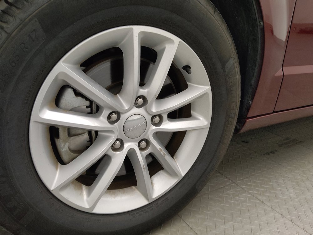 Used 2019 Dodge Grand Caravan SE FWD image 31