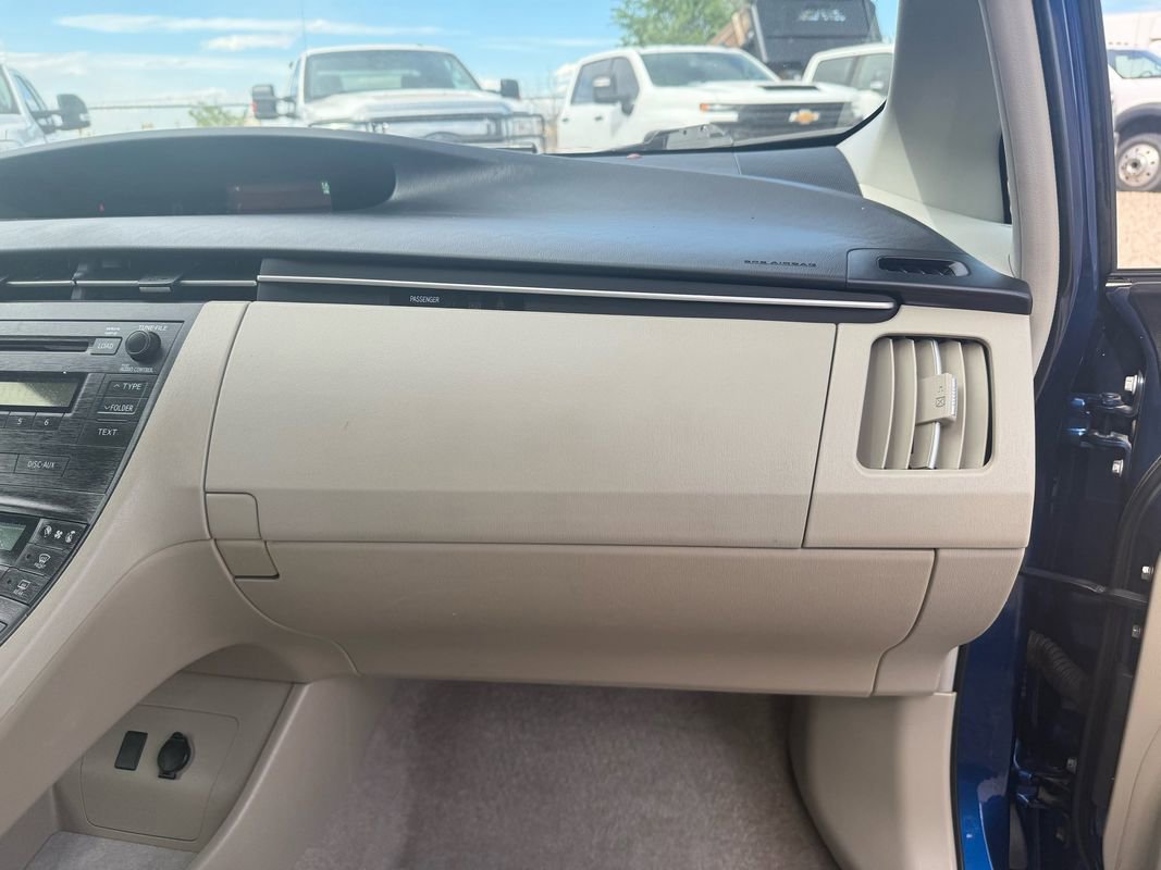 Used 2010 Toyota Prius Two FWD image 19