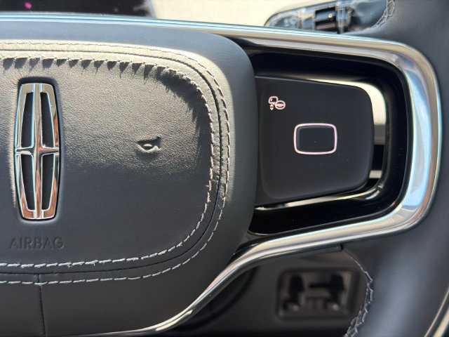 New 2027 Lincoln Navigator L Reserve AWD/4WD image 32