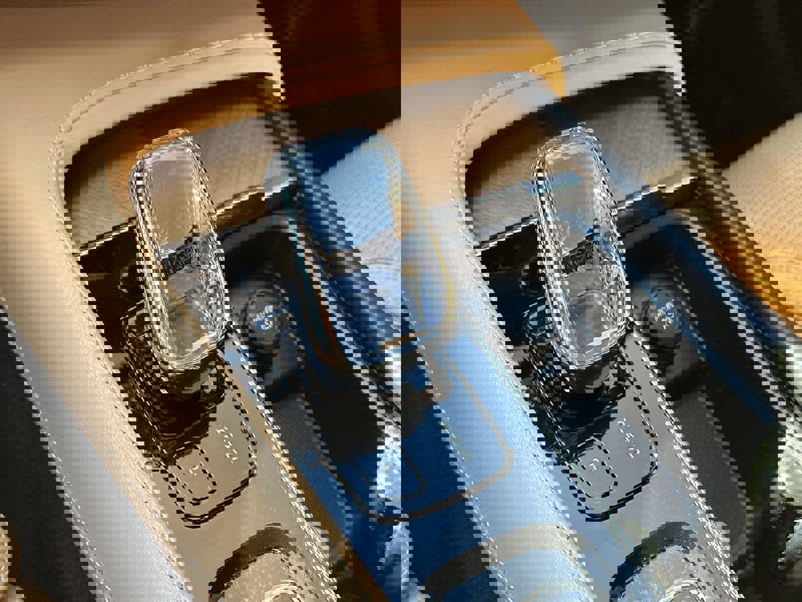 Used 2020 Volvo XC90 T8 Inscription image 18