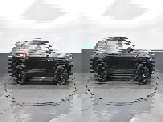 New 2026 Volkswagen Atlas Cross Sport SE image 8