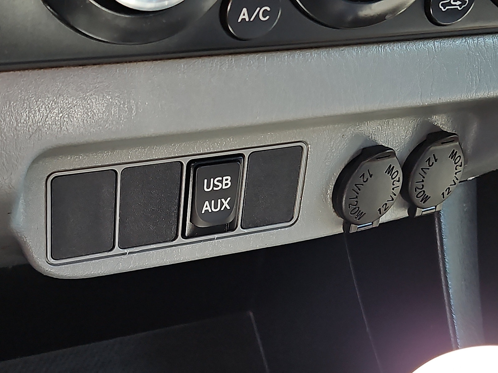 Used 2014 Toyota Tacoma PreRunner w/ Convenience Package RWD image 21