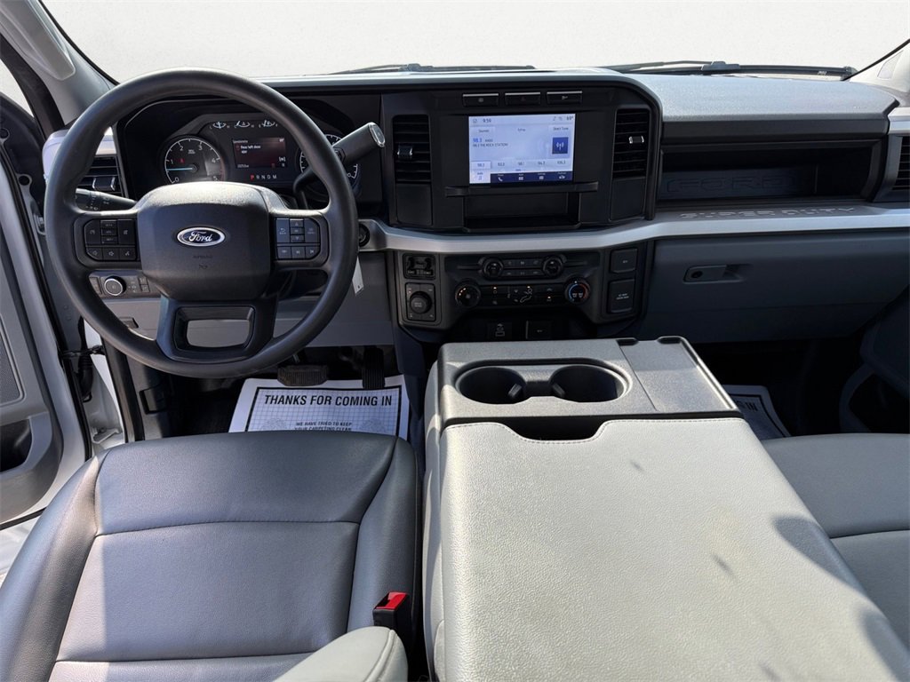 Used 2024 Ford F350 XL w/ XL Chrome Package image 10