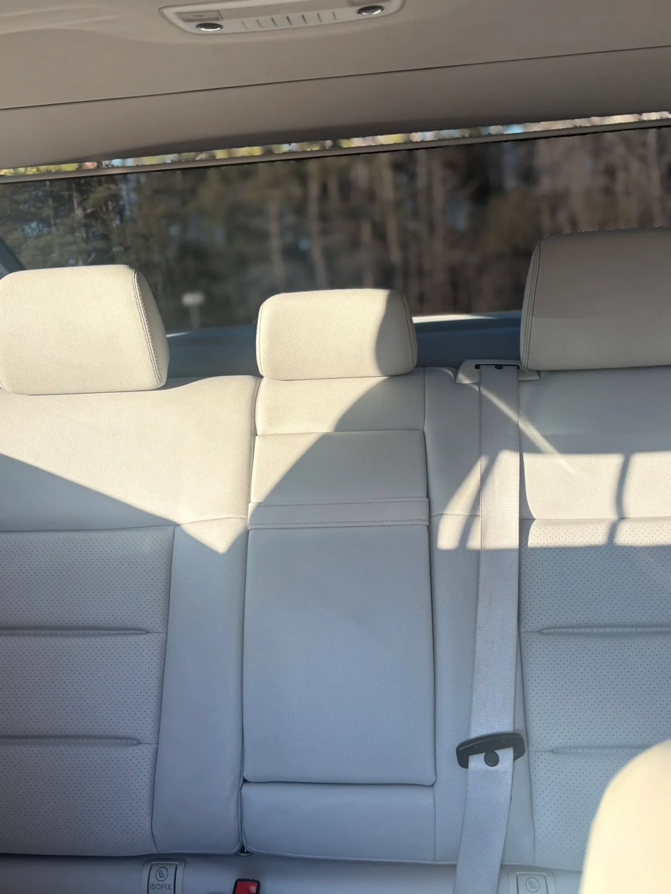 Used 2015 Mercedes-Benz E 350 4MATIC Sedan image 26