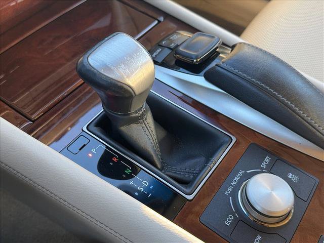 Used 2015 Lexus LS 460 w/ Comfort Package RWD image 10