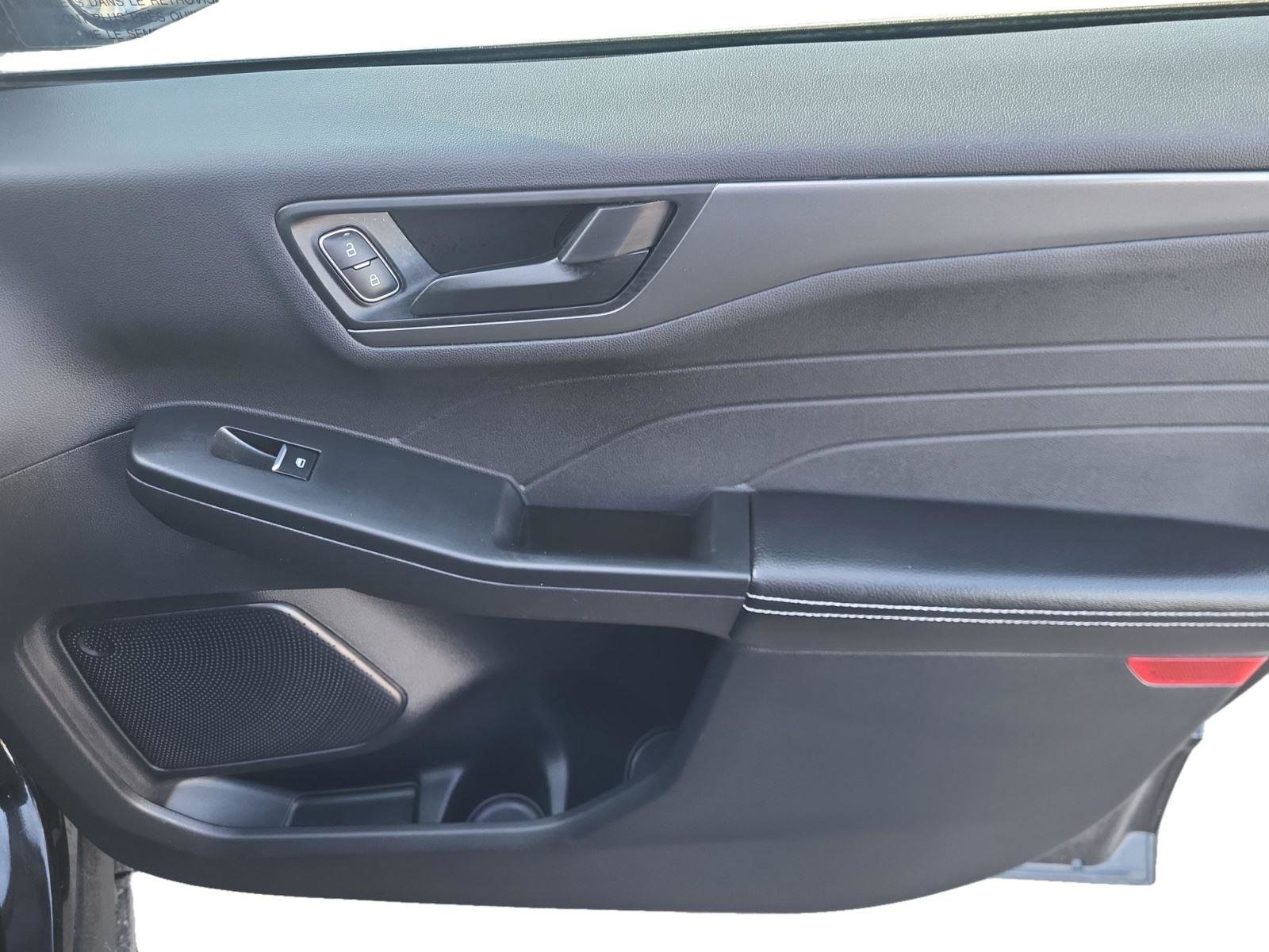 Used 2023 Ford Escape Active image 26