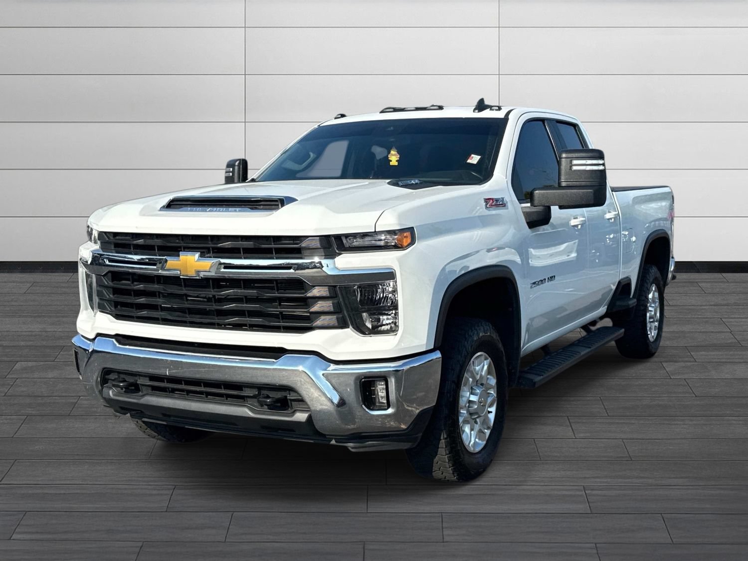 Used 2024 Chevrolet Silverado 2500 LT AWD/4WD image 10