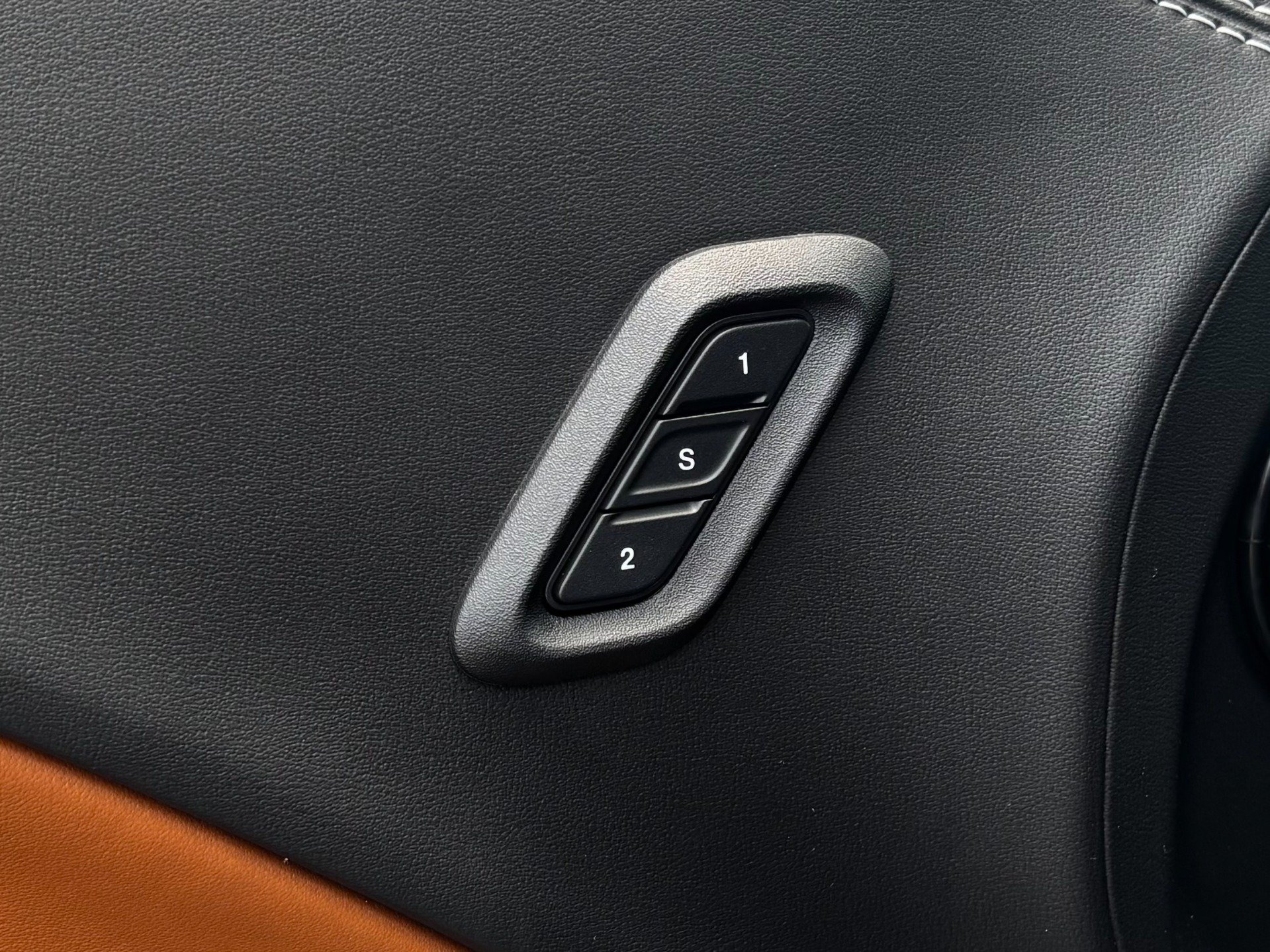 Used 2023 Dodge Challenger SRT Hellcat RWD image 50