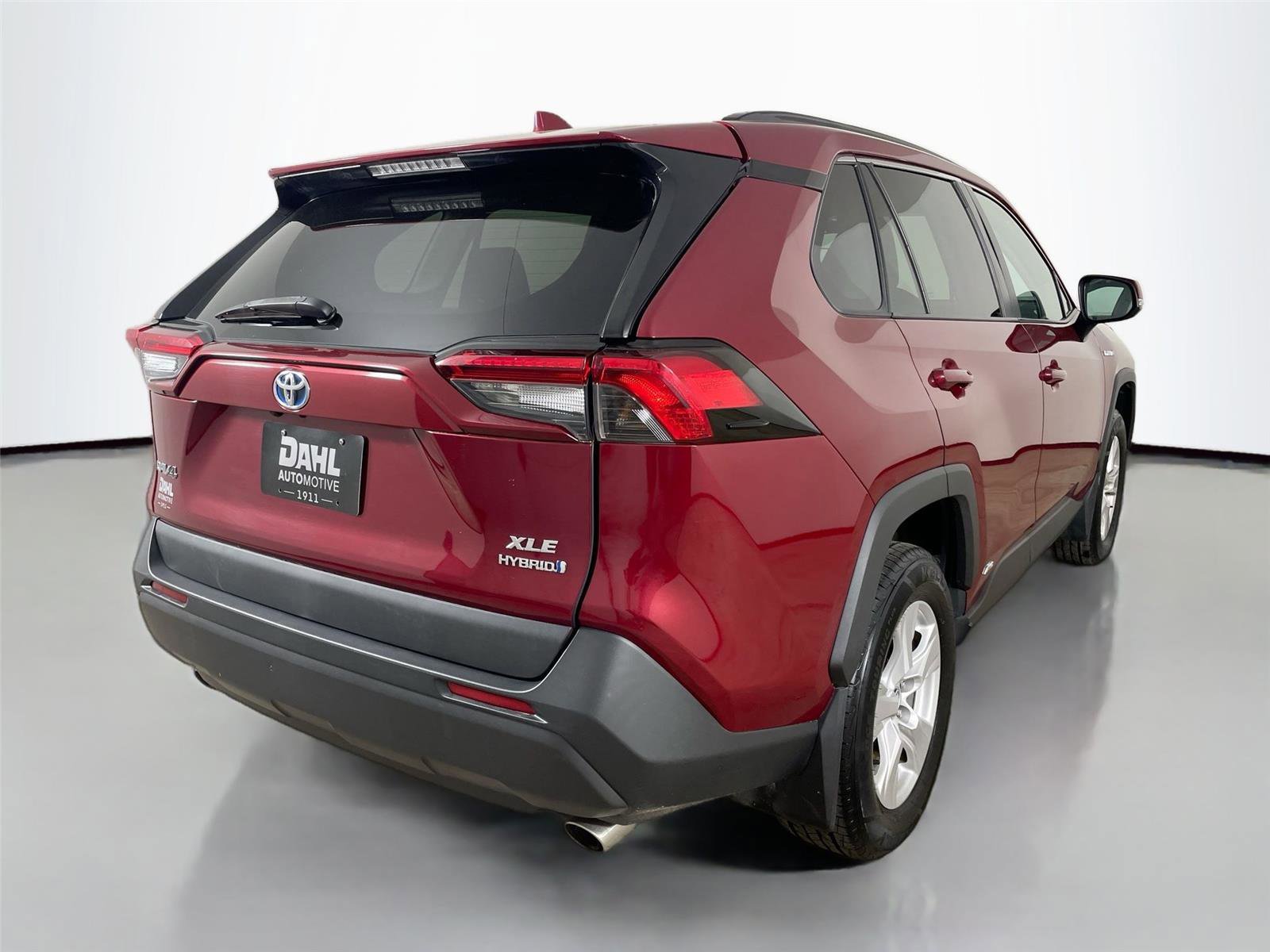 Used 2020 Toyota RAV4 XLE w/ Convenience Package AWD/4WD image 13