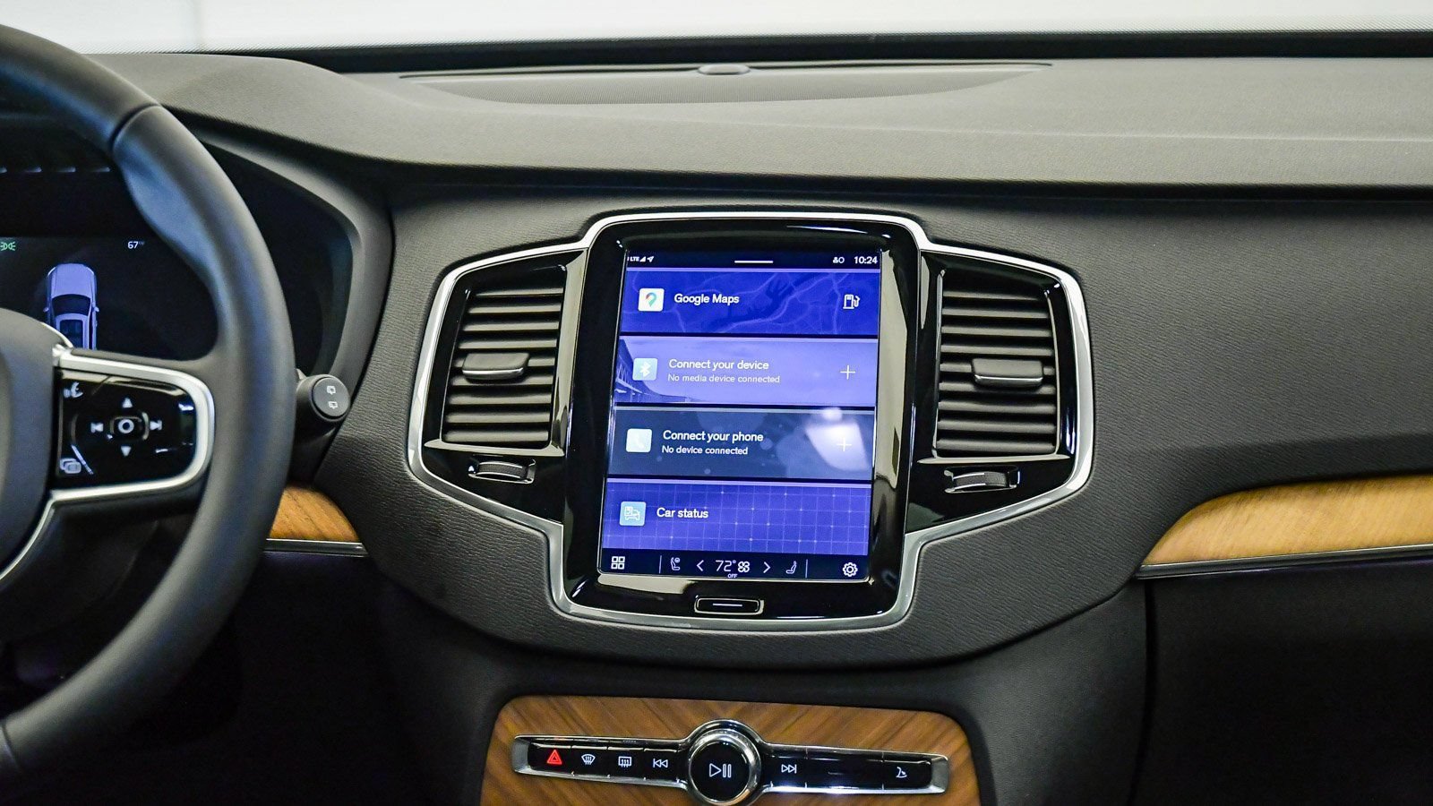 Used 2025 Volvo XC90 B6 Ultra AWD/4WD image 13