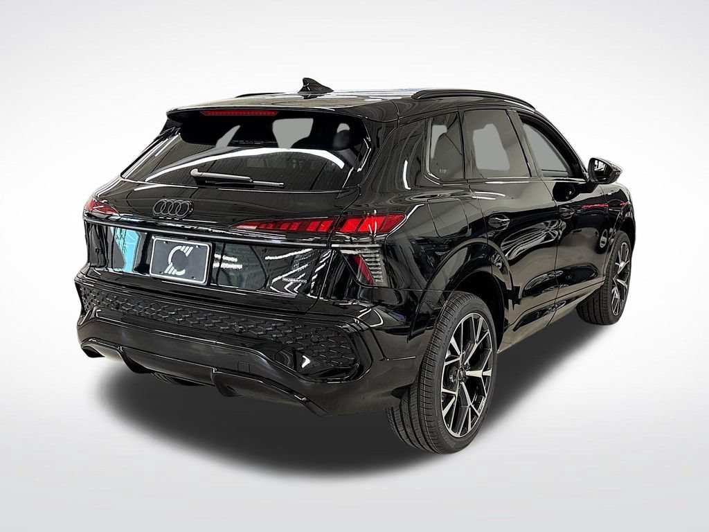 New 2026 Audi Q3 quattro 2.0T AWD/4WD image 5