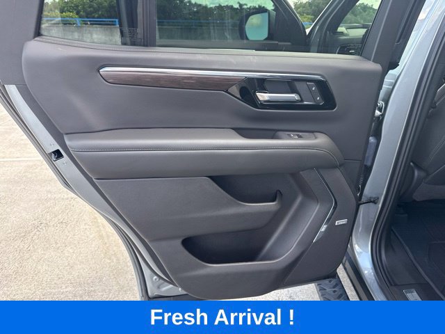 Used 2026 Chevrolet Tahoe Z71 w/ Comfort Package AWD/4WD image 14