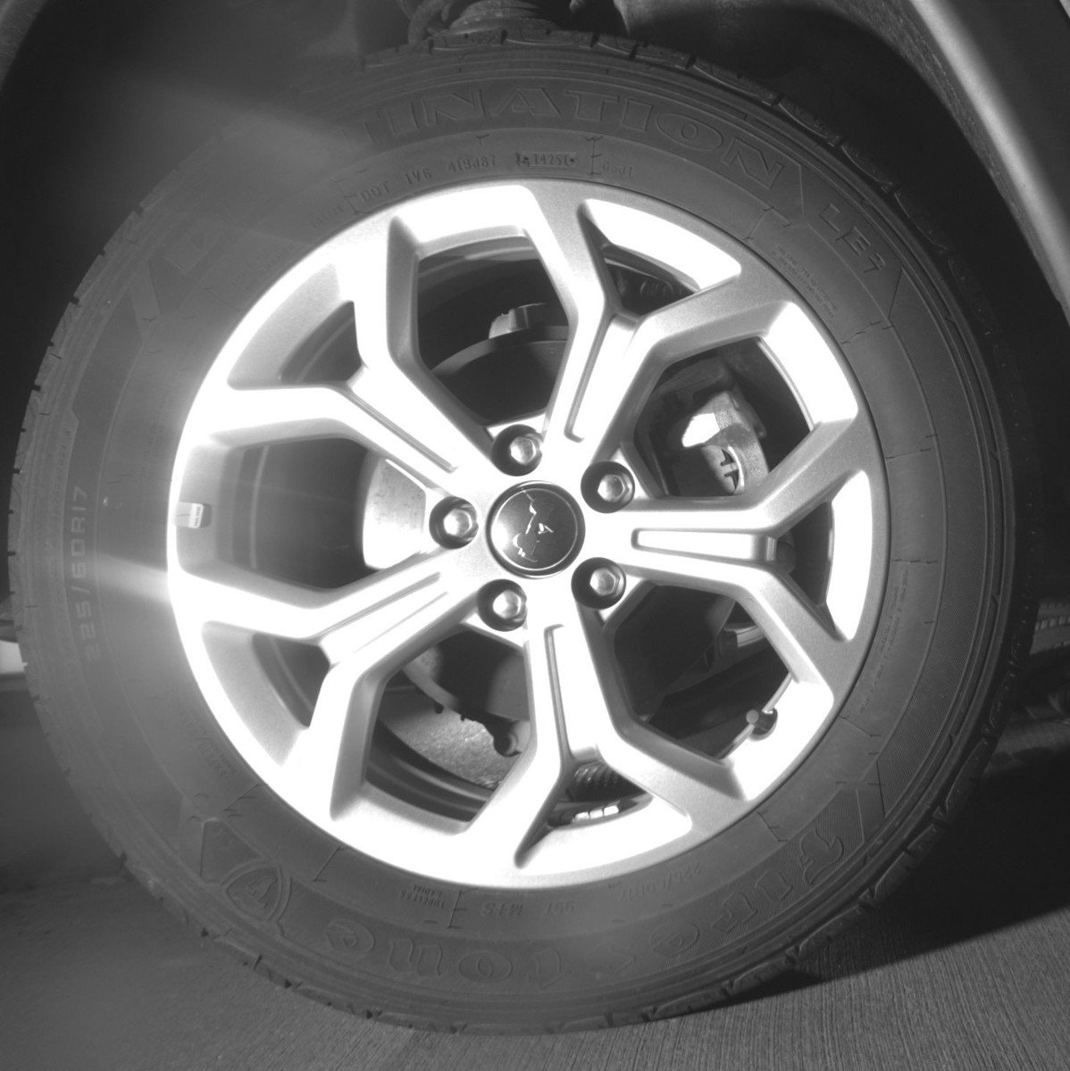 Used 2025 Jeep Compass Latitude image 14