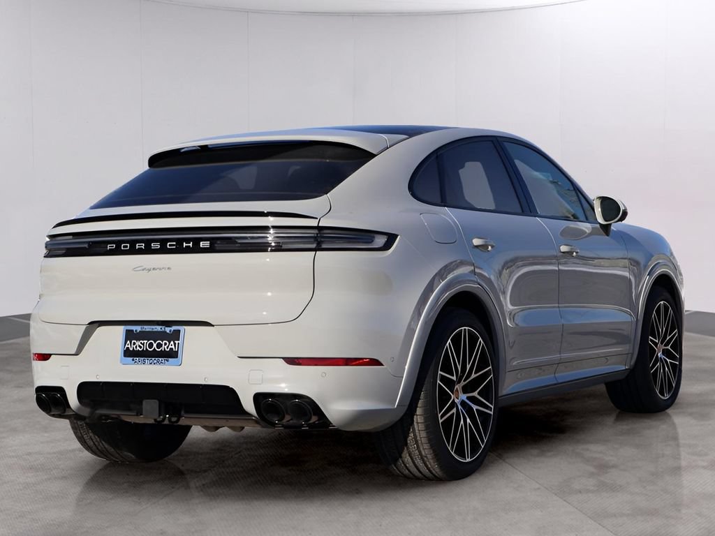 New 2026 Porsche Cayenne Coupe AWD/4WD image 8