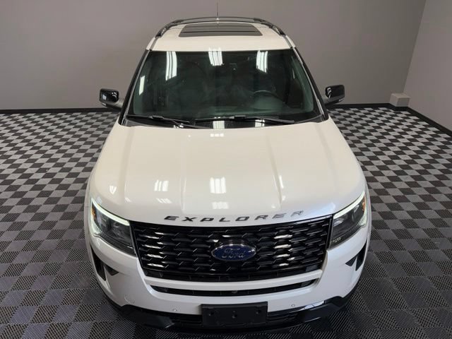 Used 2018 Ford Explorer Sport w/ Equipment Group 401A AWD/4WD image 5