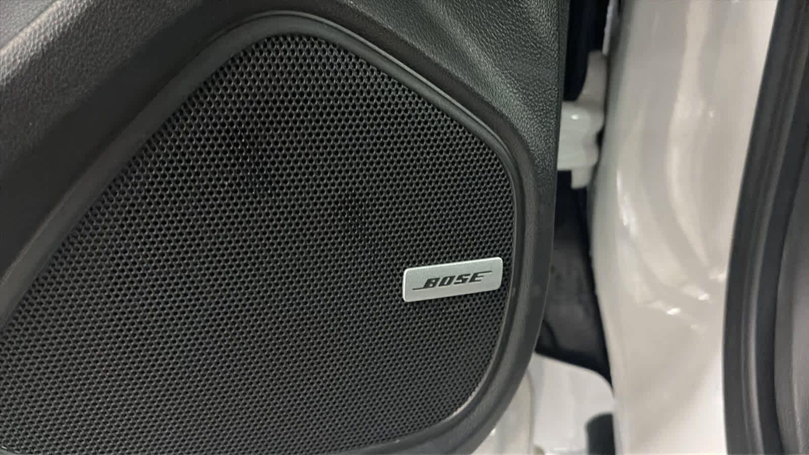 Certified 2024 Buick Encore GX Avenir w/ Avenir Technology Package image 6