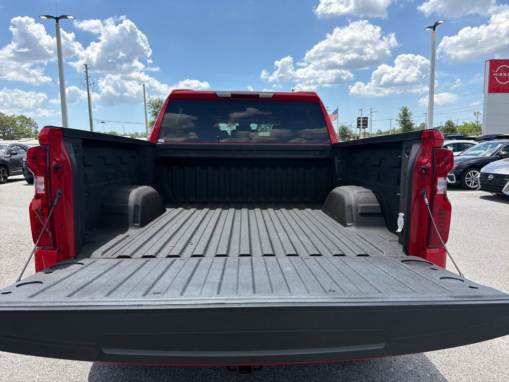 Used 2024 Chevrolet Silverado 1500 Custom RWD image 9