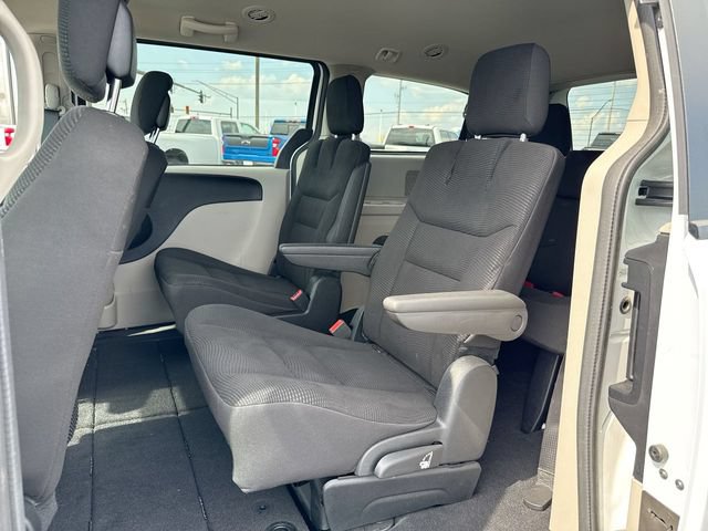 Used 2020 Dodge Grand Caravan SE w/ UConnect Hands-Free Group FWD image 22