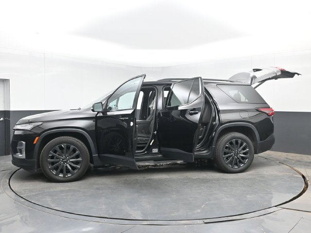 Used 2023 Chevrolet Traverse RS AWD/4WD image 56