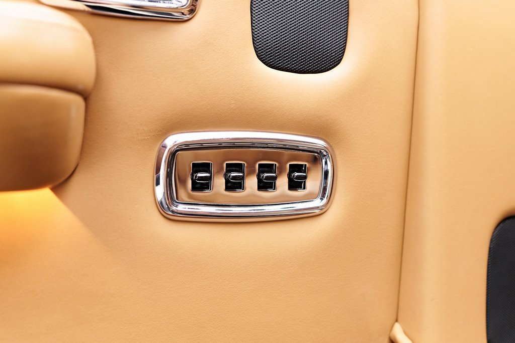 Used 1990 Rolls-Royce Silver Spur II image 50