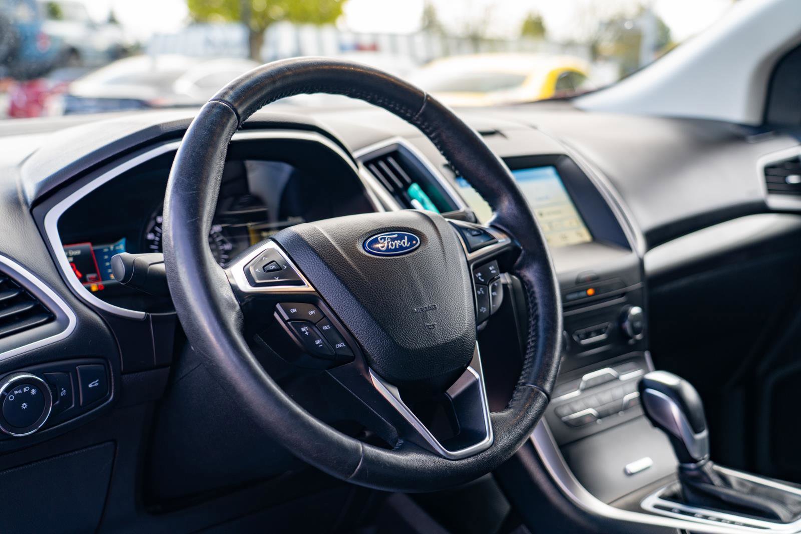 Used 2018 Ford Edge SEL w/ Equipment Group 201A AWD/4WD image 15