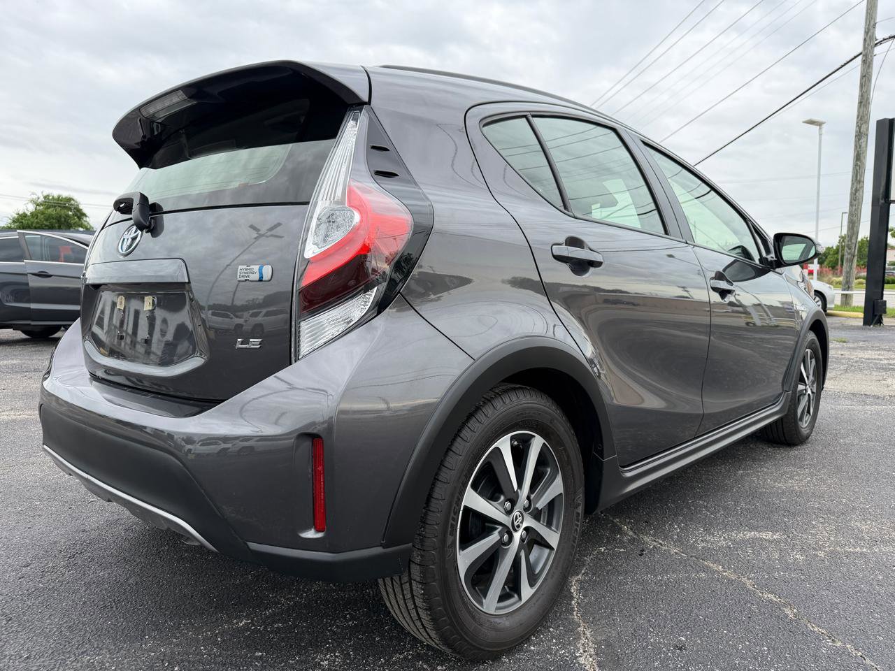 Used 2019 Toyota Prius C FWD image 5