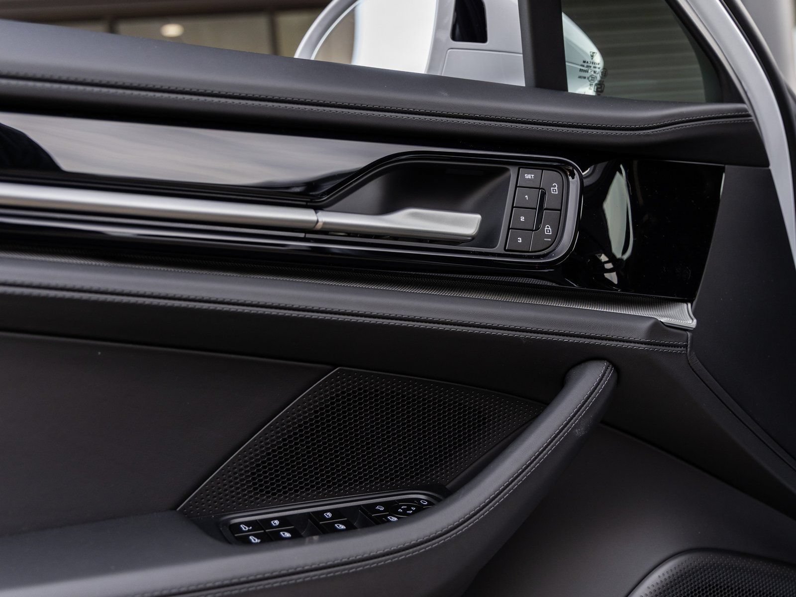 Certified 2026 Porsche Panamera RWD image 23