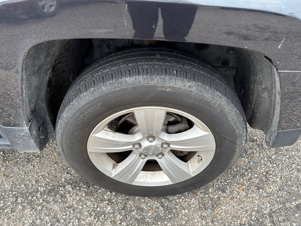 Used 2014 Jeep Patriot Sport w/ Power Value Group AWD/4WD image 10