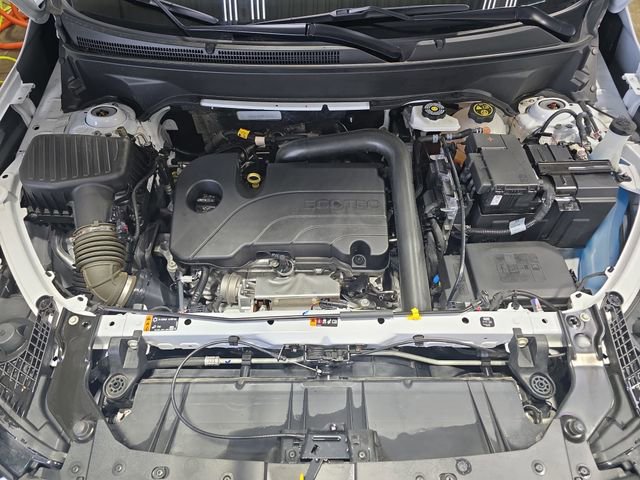 Used 2023 GMC Terrain SLT w/ Infotainment Package II AWD/4WD image 34