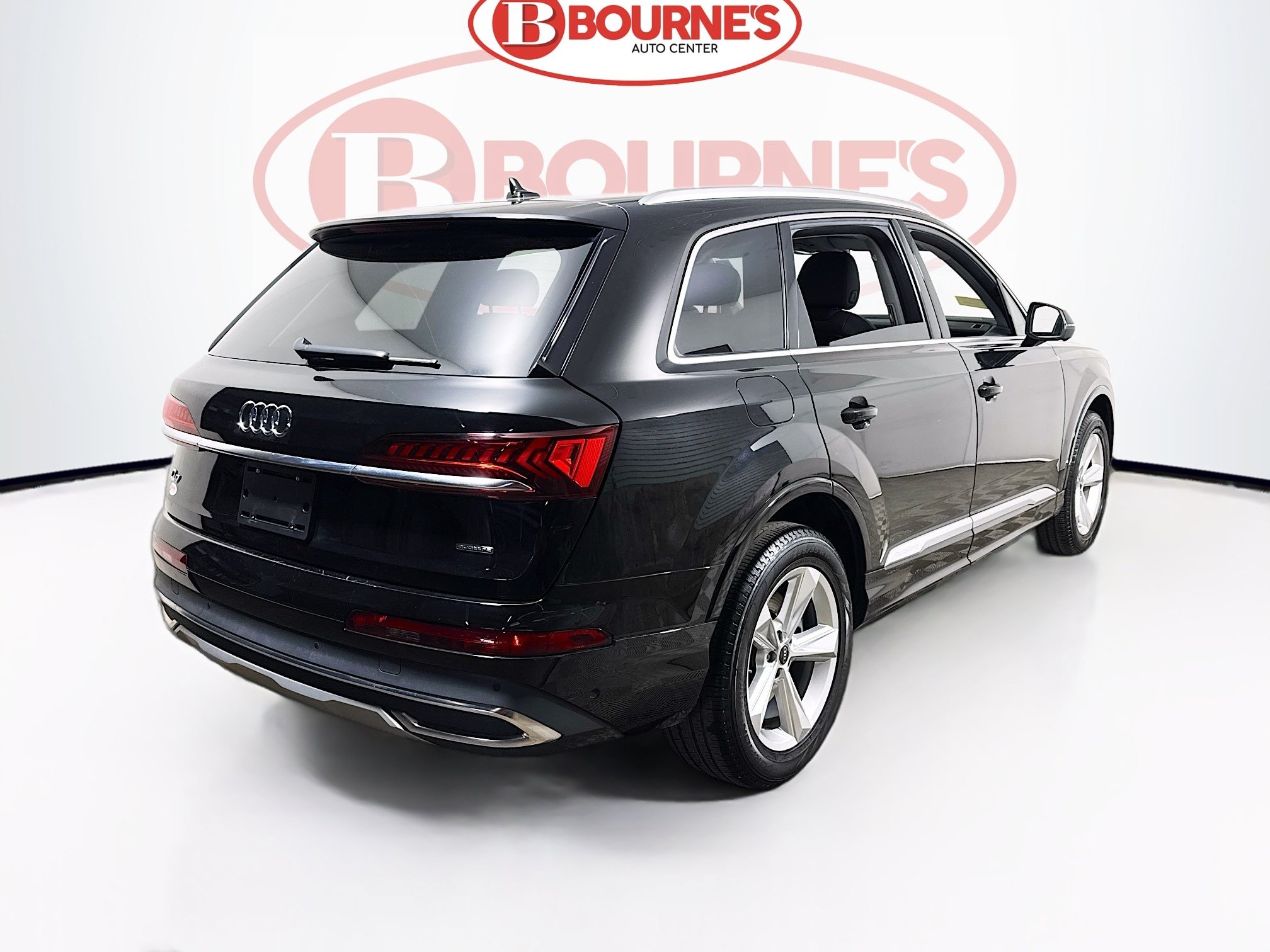 Used 2023 Audi Q7 2.0T Premium w/ Convenience Package AWD/4WD image 11