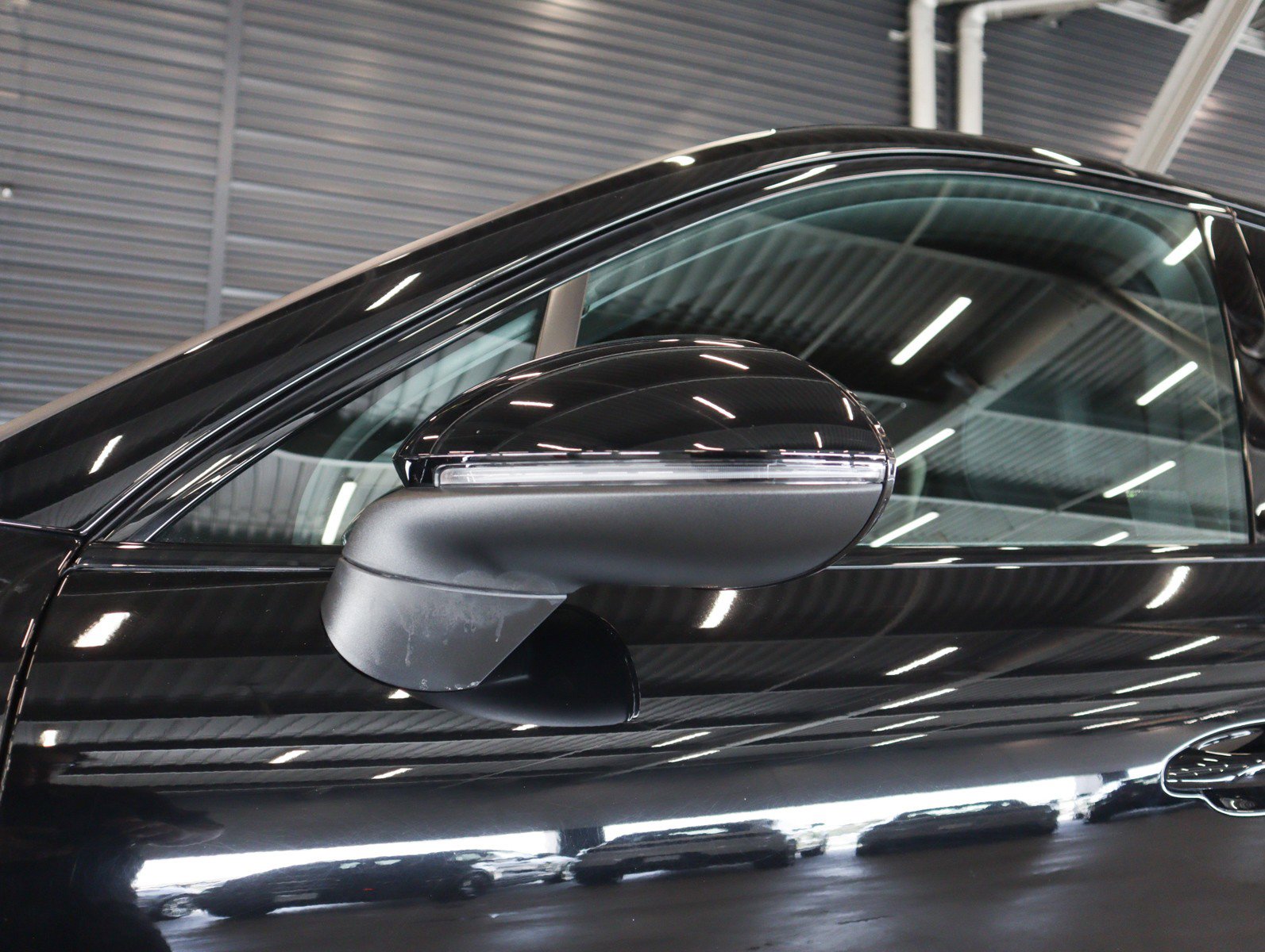 Used 2024 Porsche Cayenne Coupe AWD/4WD image 26
