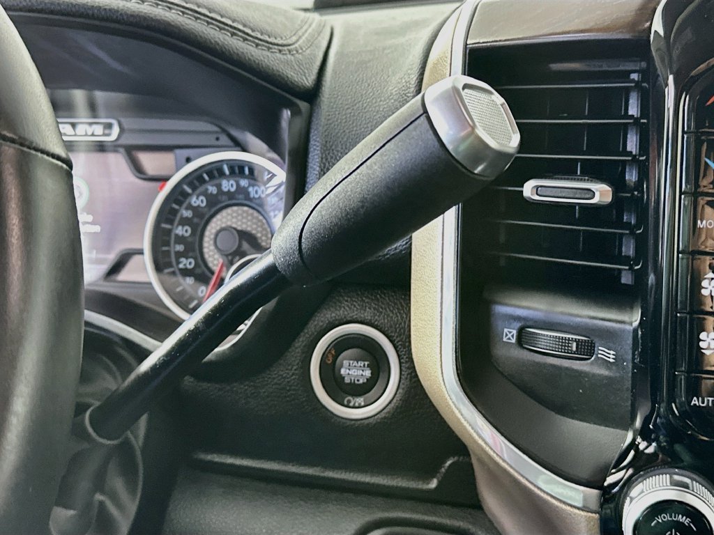Used 2022 RAM 2500 Laramie AWD/4WD image 16