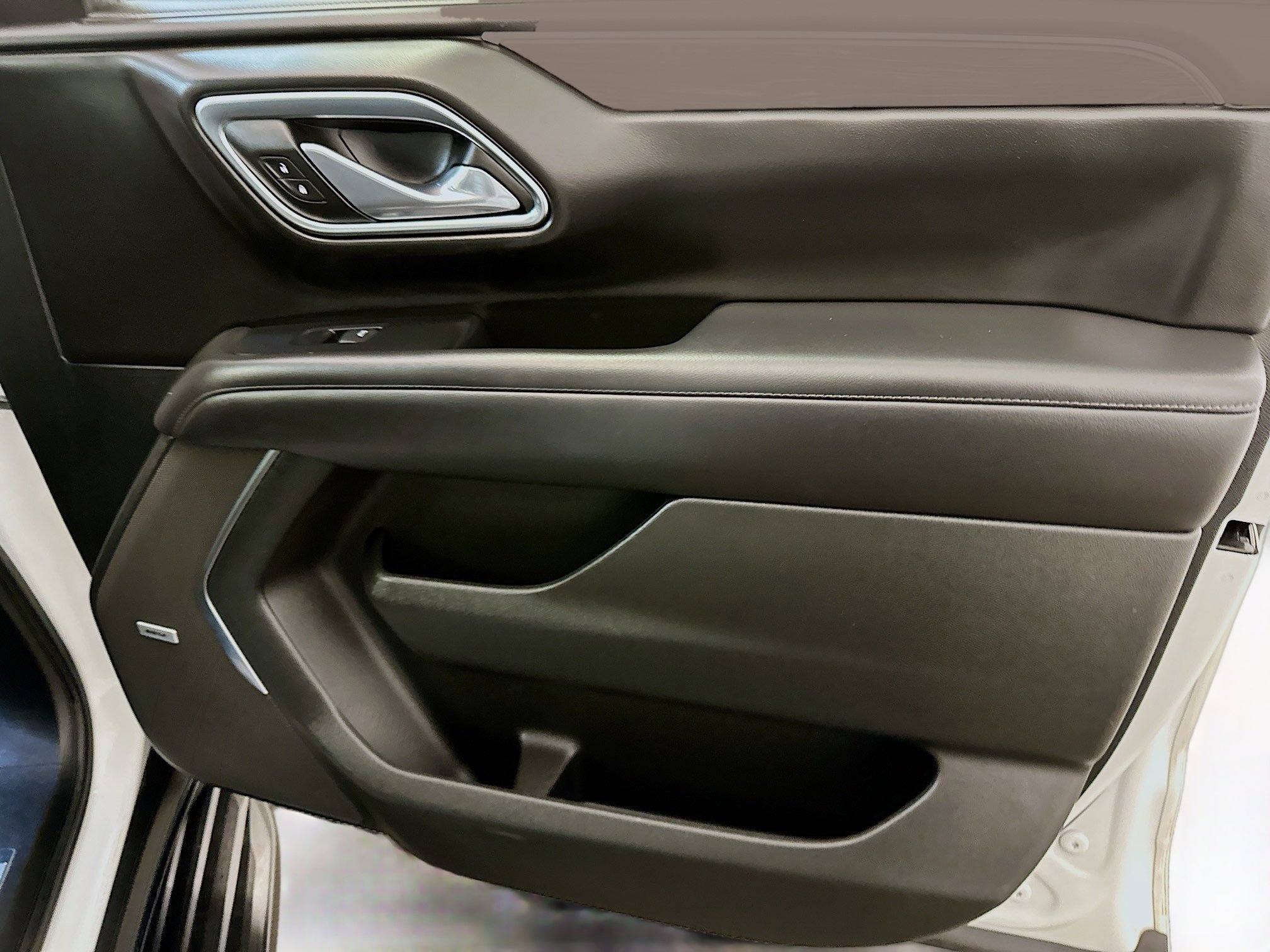 Used 2024 Chevrolet Suburban LT image 35