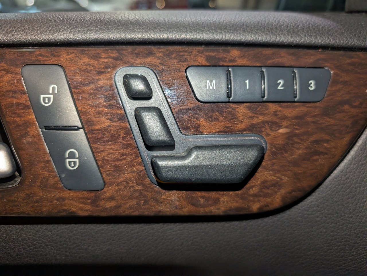 Used 2013 Mercedes-Benz GL 450 4MATIC image 18