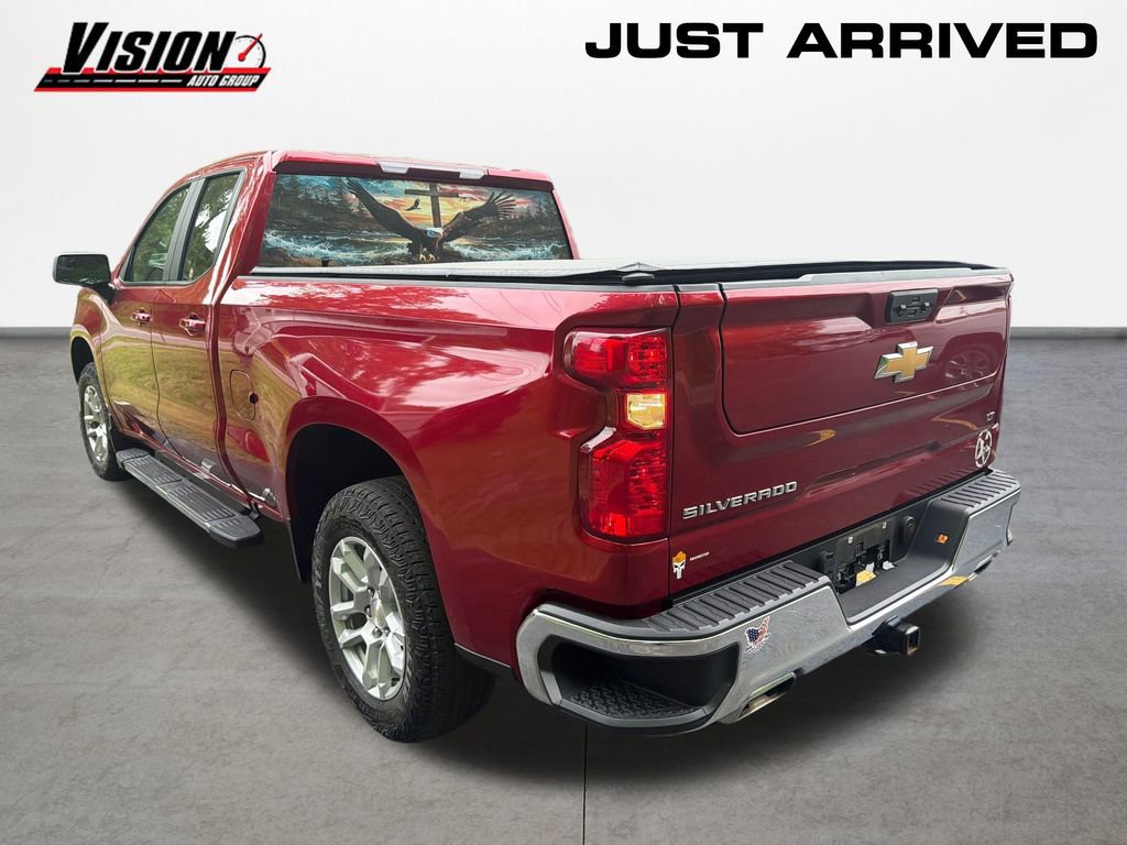 Used 2023 Chevrolet Silverado 1500 LT AWD/4WD image 6