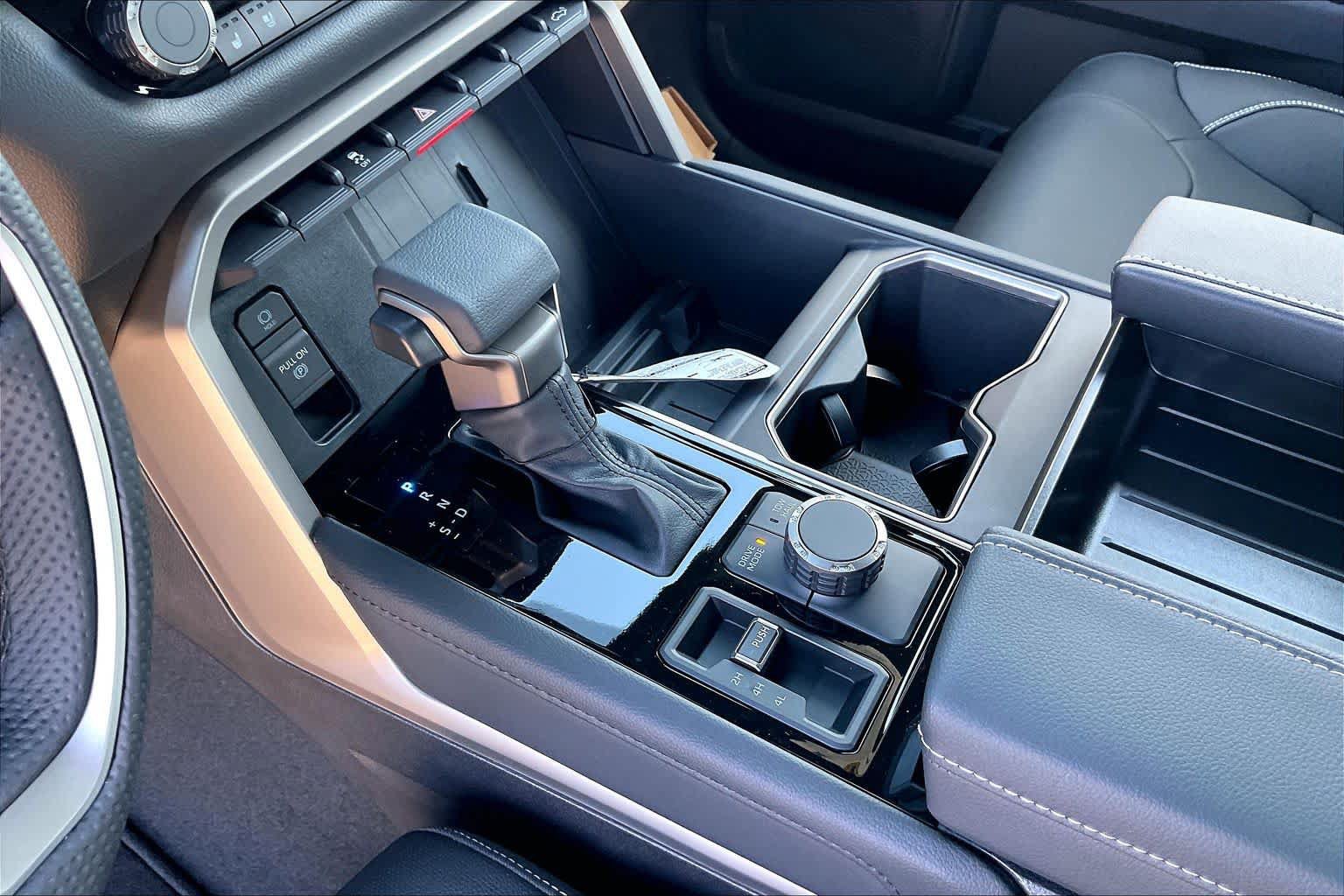 New 2026 Toyota Tundra Limited AWD/4WD image 7