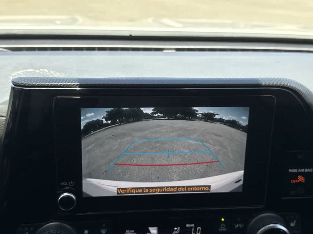 Used 2024 Toyota Highlander XSE FWD image 19