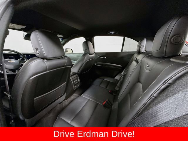 Used 2025 Cadillac XT4 Premium Luxury AWD/4WD image 10
