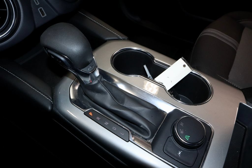 Used 2025 Chevrolet Blazer LT FWD image 33