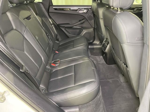Used 2024 Porsche Macan image 22