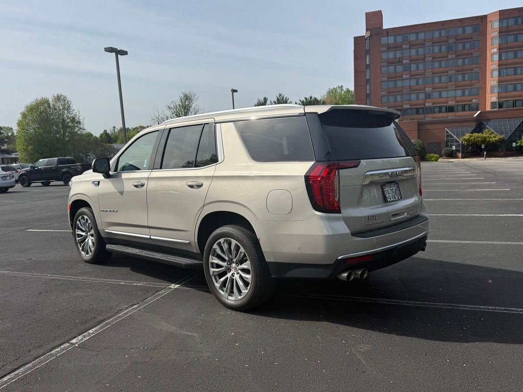 Used 2023 GMC Yukon Denali w/ Advanced Technology Package image 5