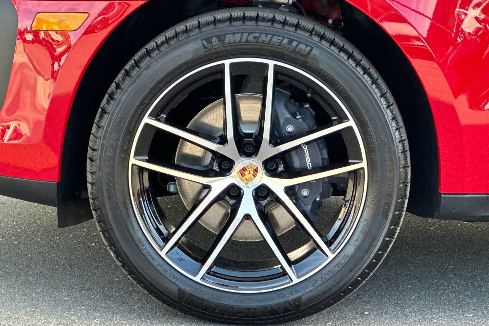 New 2026 Porsche Macan AWD/4WD image 45