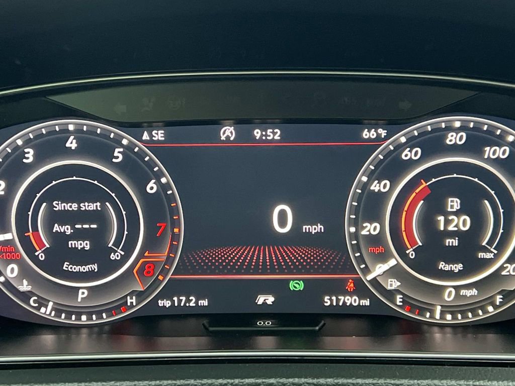 Used 2019 Volkswagen Golf R 4-Door image 16