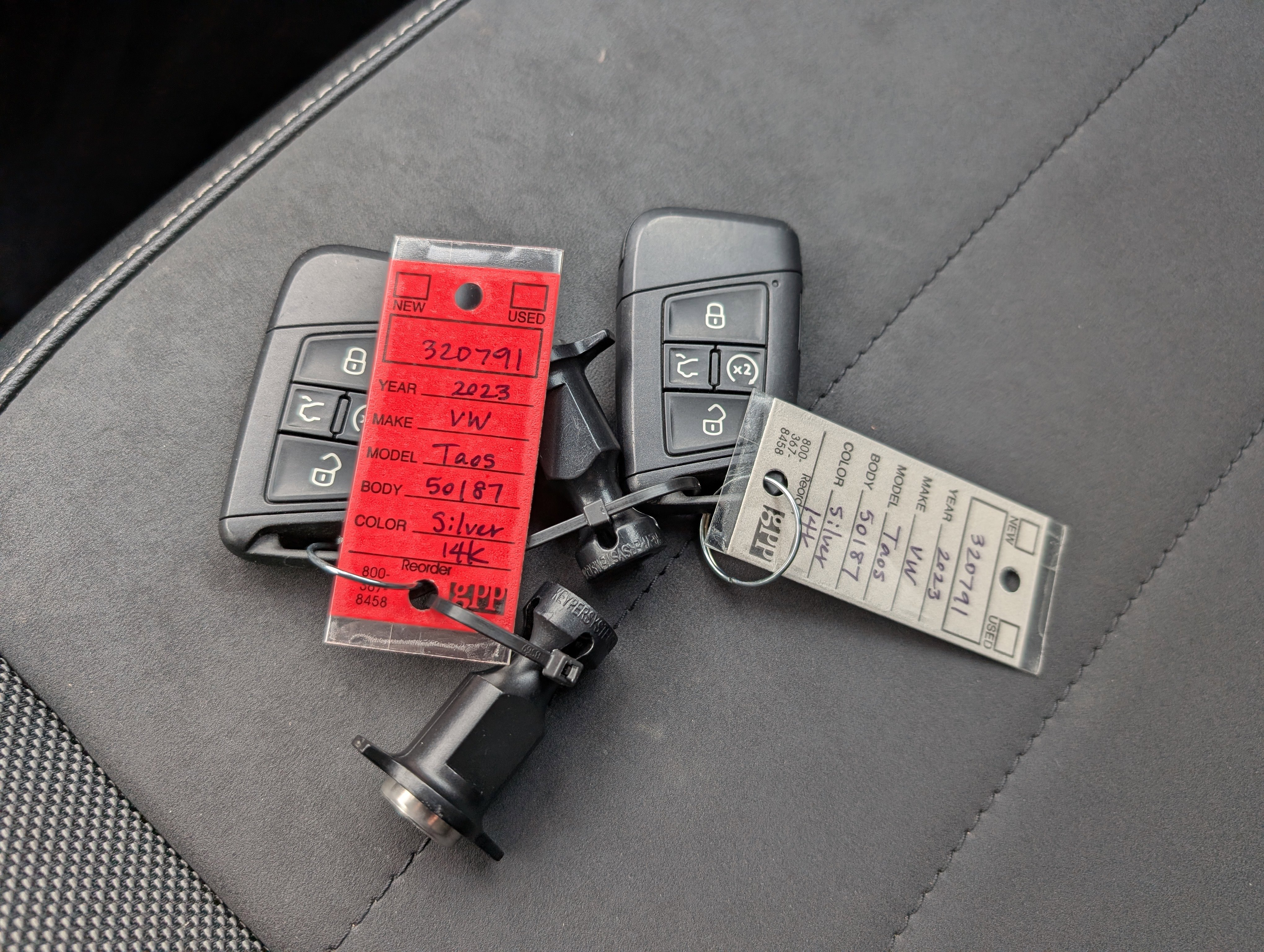 Used 2023 Volkswagen Taos SE w/ Black Wheel Package image 34