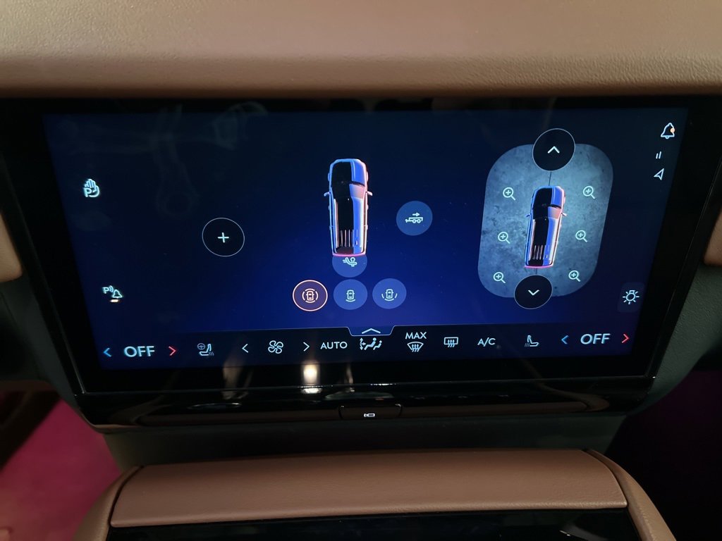 New 2025 Lincoln Navigator L Reserve image 14