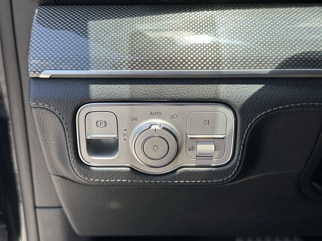 Used 2021 Mercedes-Benz GLE 53 AMG 4MATIC image 35